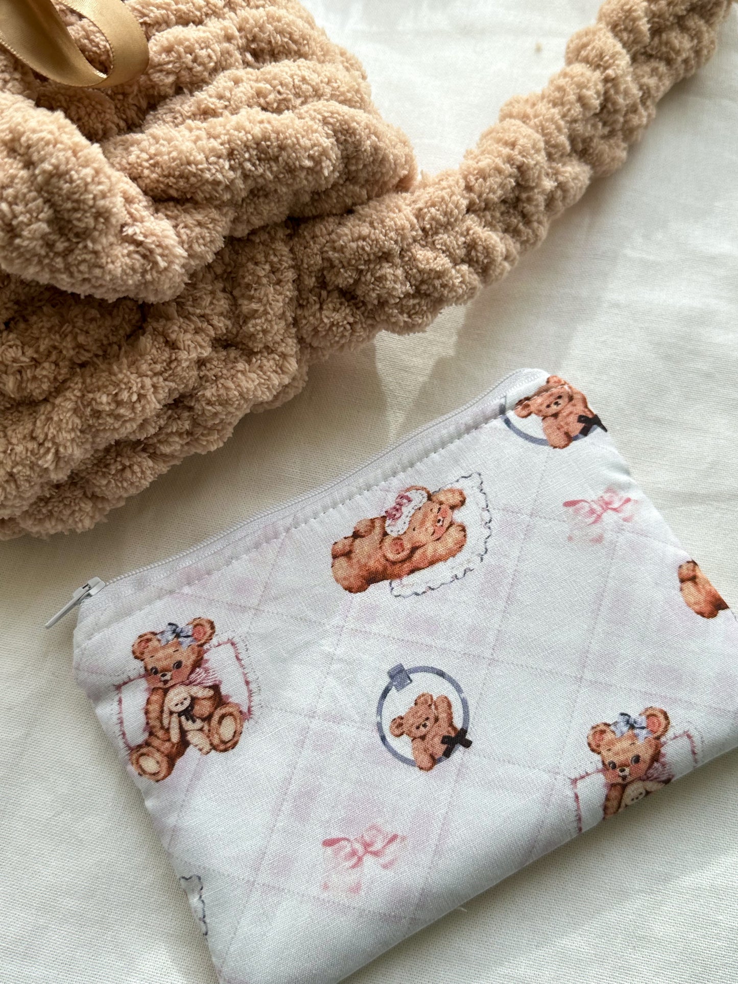 Vintage bear pillow pouch 🧸🎀