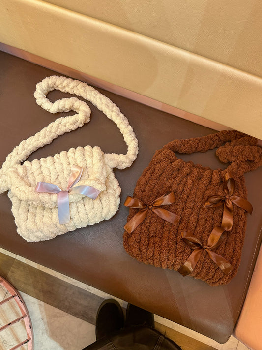 Marshmallow crossbody bag 🧁